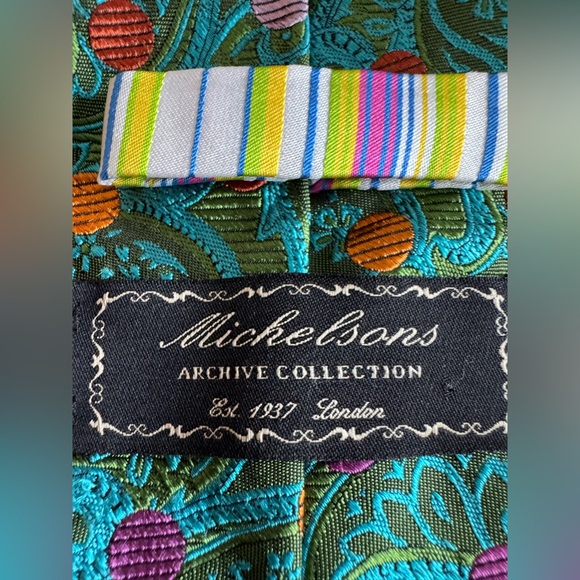 Michelsons archive collection Elegant Paisley Silk seven fold polka dot tie - Picture 7 of 7